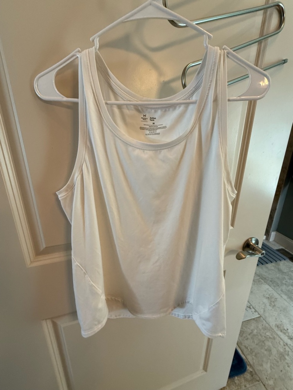 Women's White Scoop Neck Tank Top - Relaxed Fit